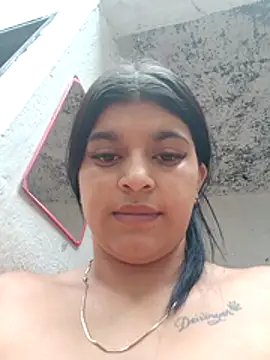 Snapshot of naughty-girl01 chatting on 01-01-25, 12:22 naughty-girl01 online show from 01-01-25, 12:22