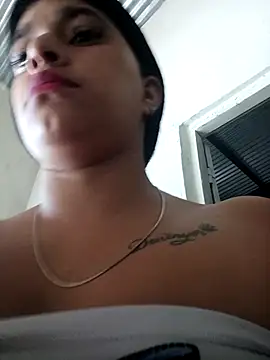 Snapshot of naughty-girl01 chatting on 01-09-25, 02:07 naughty-girl01 online show from 01-09-25, 02:07