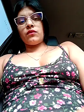 Snapshot of naughty-girl01 chatting on 02-26-25, 01:52 naughty-girl01 online show from 02-26-25, 01:52