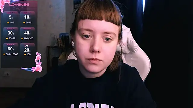 Snapshot of June_shy0 chatting on 01-17-25, 08:45 June shy0 online show from 01-17-25, 08:45