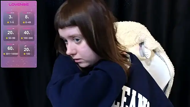 Snapshot of June_shy0 chatting on 03-23-25, 07:53 June shy0 online show from 03-23-25, 07:53