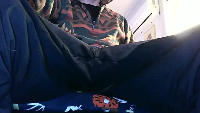 Snapshot of Bigone_uncut chatting on 02-05-26, 04:11 Bigone uncut online show from 02-05-26, 04:11