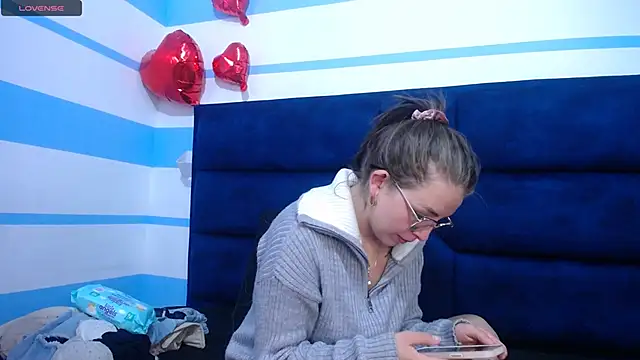  isaabellaa online show from 03-16-25, 02:55