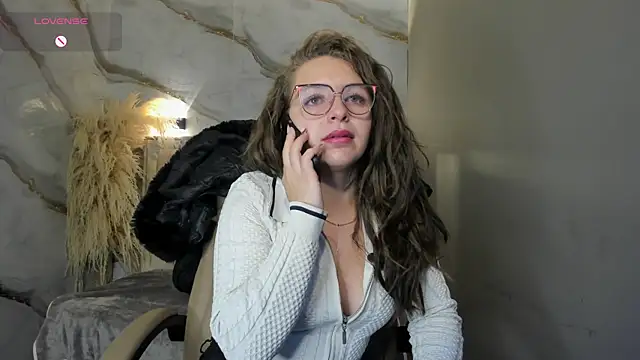  isaabellaa online show from 07-17-26, 12:45