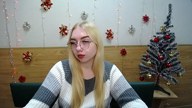 BeatriceFly online show from 12-29-24, 10:23