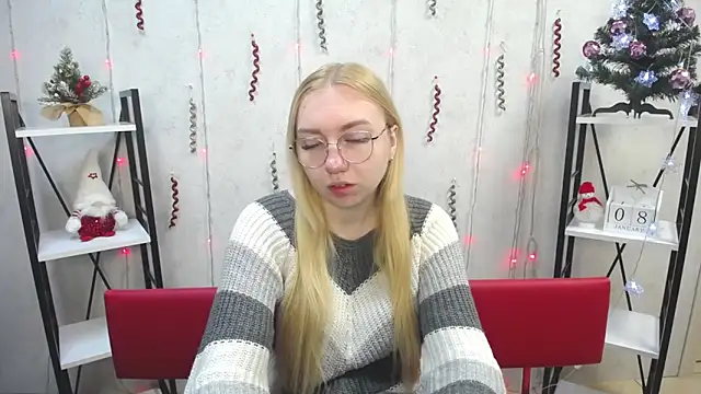 BeatriceFly online show from 01-08-25, 06:09