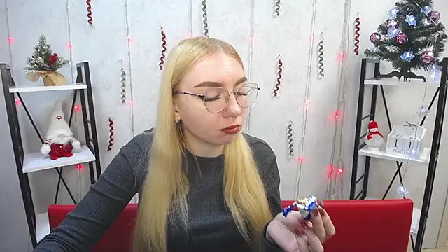 BeatriceFly online show from 01-12-25, 07:32