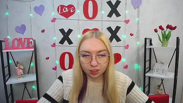 BeatriceFly online show from 01-22-25, 10:18