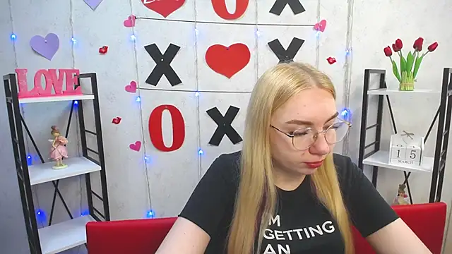 BeatriceFly online show from 03-15-25, 03:59