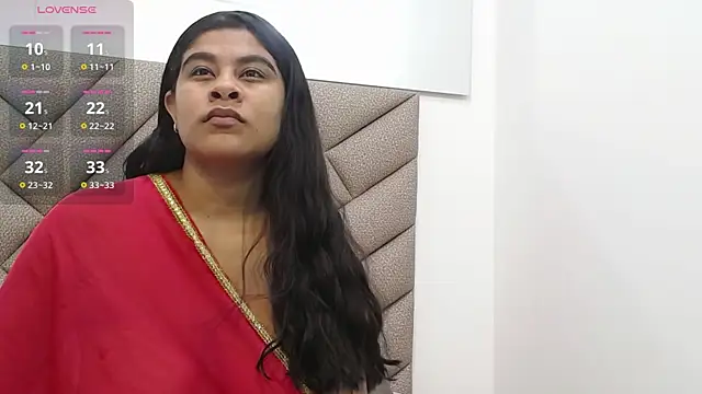 Snapshot of iniyalaboni chatting on 02-12-25, 12:33 iniyalaboni online show from 02-12-25, 12:33