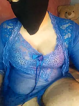 Snapshot of Cat_Sharisa chatting on 02-13-25, 01:48 Cat Sharisa online show from 02-13-25, 01:48