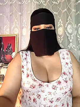 Snapshot of Cat_Sharisa chatting on 11-19-25, 07:25 Cat Sharisa online show from 11-19-25, 07:25