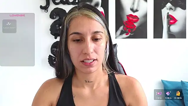 Snapshot of tammyandrade_ chatting on 10-03-25, 03:42 tammyandrade online show from 10-03-25, 03:42