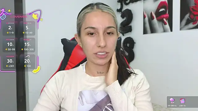 Snapshot of tammyandrade_ chatting on 11-13-25, 01:48 tammyandrade online show from 11-13-25, 01:48