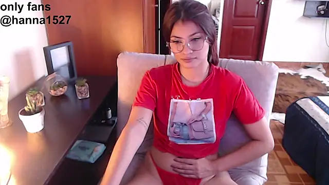 Snapshot of hanna_beili chatting on 10-02-25, 04:58 hanna beili online show from 10-02-25, 04:58