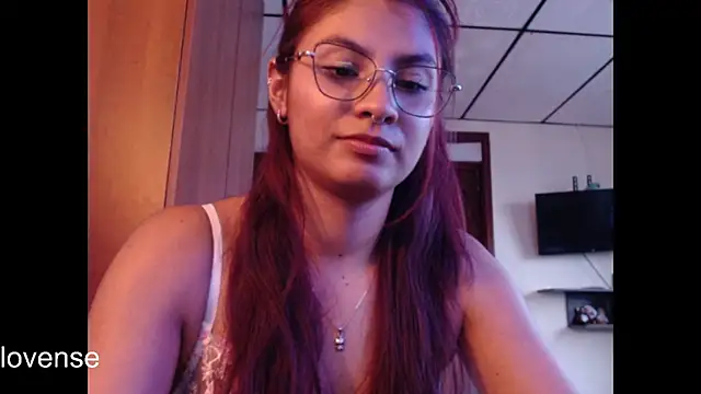 Snapshot of hanna_beili chatting on 04-30-26, 08:57 hanna beili online show from 04-30-26, 08:57