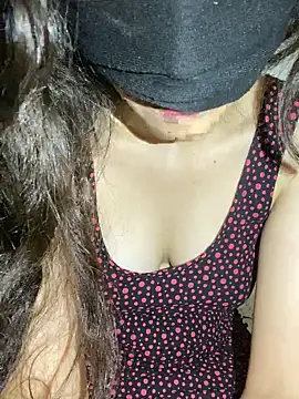 Chahrazad66 online show from 09-13-25, 01:16