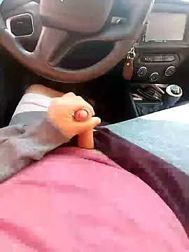 mfreitas005 online show from 09-11-25, 10:26