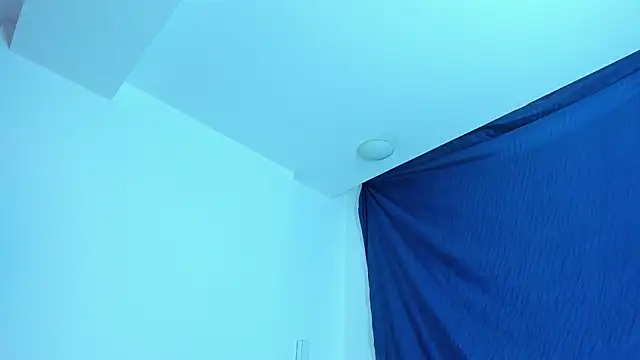 Snapshot of emiily15__ chatting on 01-15-25, 06:51 emiily15 online show from 01-15-25, 06:51