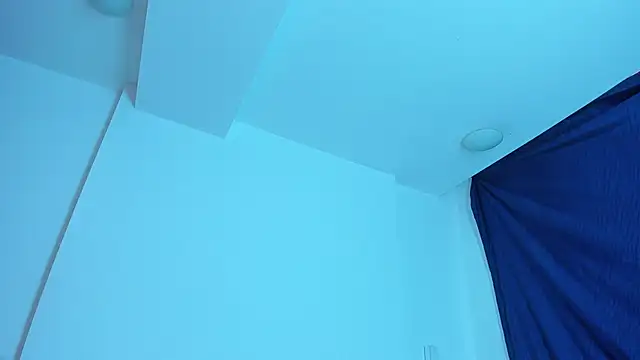 Snapshot of emiily15__ chatting on 01-20-25, 06:43 emiily15 online show from 01-20-25, 06:43