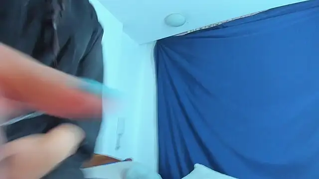 Snapshot of emiily15__ chatting on 01-28-25, 08:36 emiily15 online show from 01-28-25, 08:36