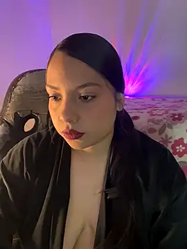 Snapshot of emiily15__ chatting on 10-26-25, 01:55 emiily15 online show from 10-26-25, 01:55