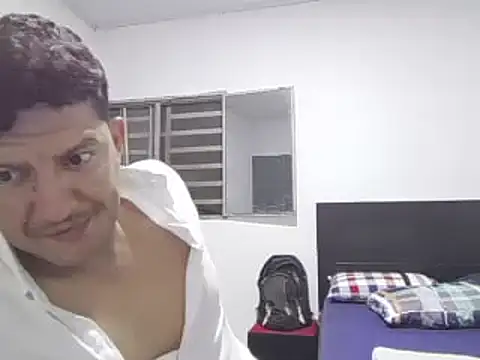 Snapshot of 2020dastan chatting on 12-17-24, 03:39 2020dastan online show from 12-17-24, 03:39