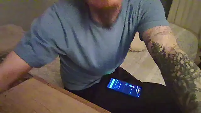 Snapshot of VanceFontaine chatting on 03-17-25, 11:21 VanceFontaine online show from 03-17-25, 11:21