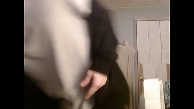 Snapshot of VanceFontaine chatting on 12-15-25, 01:32 VanceFontaine online show from 12-15-25, 01:32