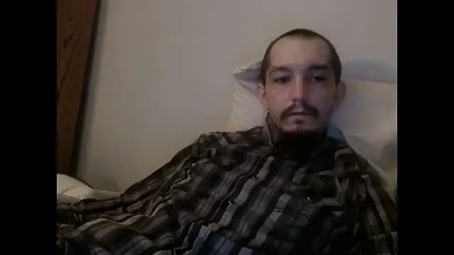 Snapshot of VanceFontaine chatting on 12-18-25, 02:12 VanceFontaine online show from 12-18-25, 02:12