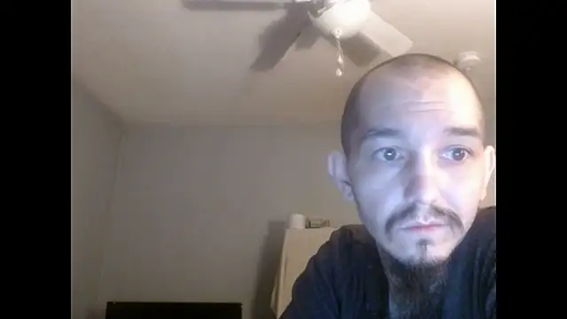 Snapshot of VanceFontaine chatting on 01-06-26, 05:33 VanceFontaine online show from 01-06-26, 05:33