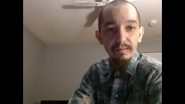 Snapshot of VanceFontaine chatting on 01-10-26, 04:14 VanceFontaine online show from 01-10-26, 04:14