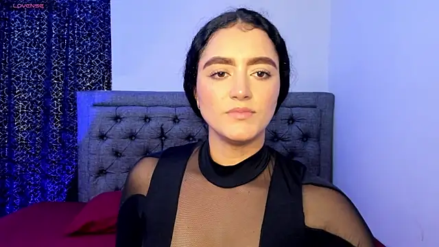 Adhara-zanne online show from 04-16-26, 05:36