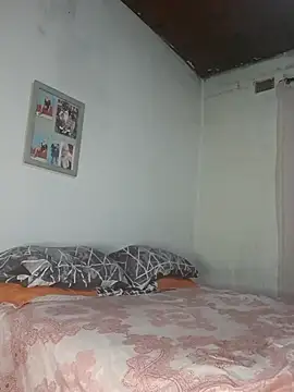 Goodgirlsue 77 online show from 11-27-25, 07:16