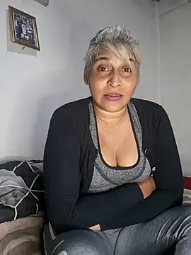 Goodgirlsue 77 online show from 07-02-26, 10:27