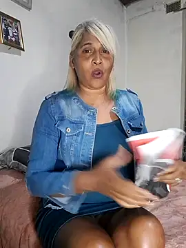 Goodgirlsue 77 online show from 07-07-26, 03:27