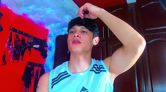 Snapshot of LilOwen_ chatting on 03-10-25, 11:38 LilOwen online show from 03-10-25, 11:38