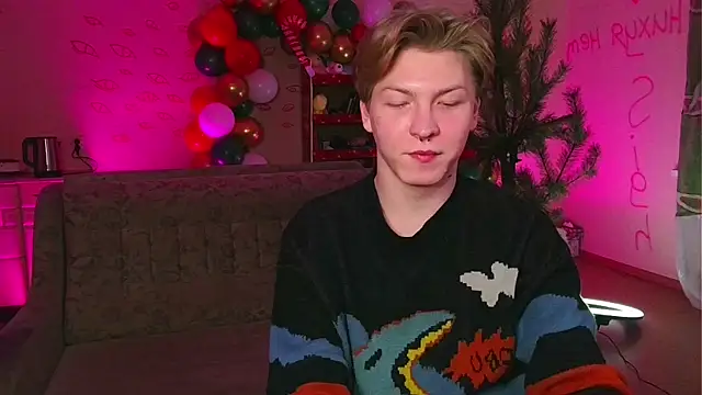 TheMikeSever online show from 01-05-25, 06:02