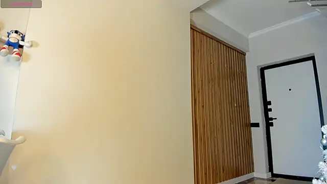 nacumi mi online show from 12-17-24, 01:27