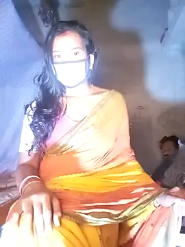 Snapshot of Greenchilli17 chatting on 02-19-25, 01:40 Greenchilli17 online show from 02-19-25, 01:40