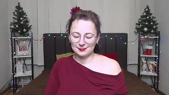 Snapshot of MarieSho chatting on 01-10-25, 10:28 MarieSho online show from 01-10-25, 10:28