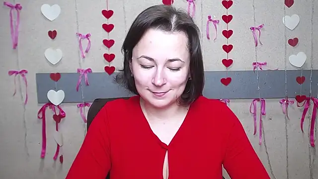 Snapshot of MarieSho chatting on 02-12-25, 12:05 MarieSho online show from 02-12-25, 12:05