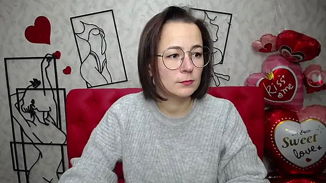 Snapshot of MarieSho chatting on 02-21-25, 05:53 MarieSho online show from 02-21-25, 05:53