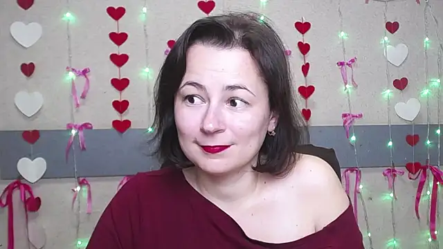 Snapshot of MarieSho chatting on 03-12-25, 12:10 MarieSho online show from 03-12-25, 12:10