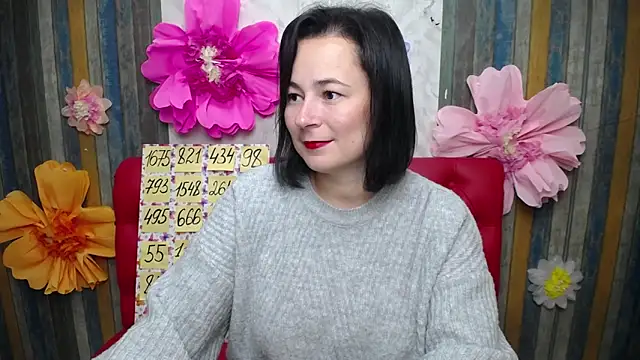 Snapshot of MarieSho chatting on 10-09-25, 05:00 MarieSho online show from 10-09-25, 05:00