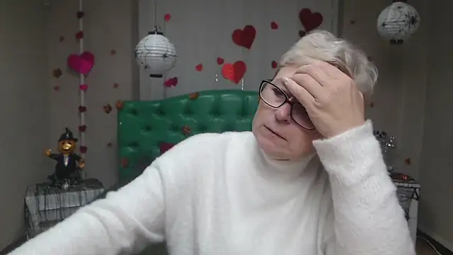 EmiliaGree online show from 11-09-25, 06:01