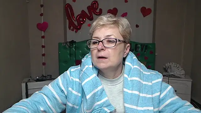 EmiliaGree online show from 01-15-26, 07:06