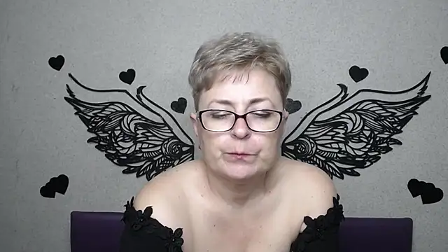 EmiliaGree online show from 04-15-26, 07:58