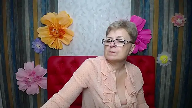 EmiliaGree online show from 04-18-26, 07:07