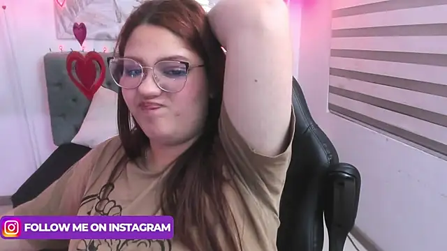 Camiila Osorio online show from 02-12-25, 08:27